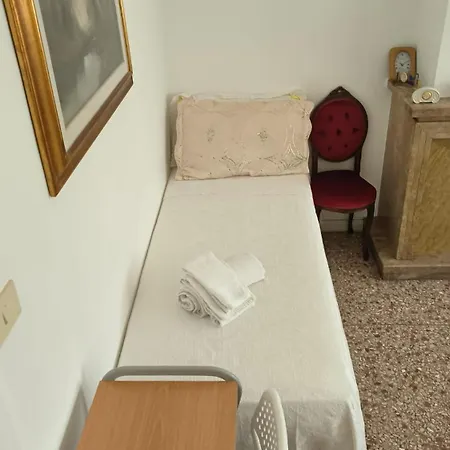 La Badia Del Cavaliere Affittacamere *