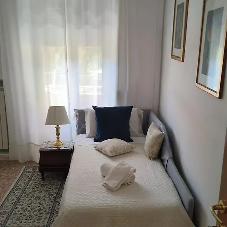 Pensión La Badia Del Cavaliere *